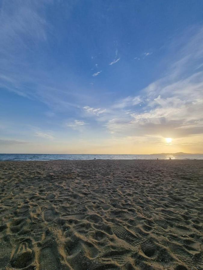Kaneang Apartment-กันเองอพาร์ทเมนท์ Jomtien Beach Eksteriør billede